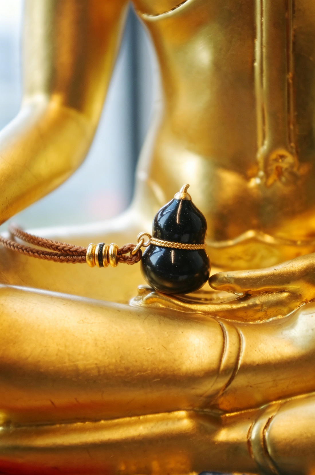 Vajra Realm Martial Prosperity" Black Enameled Copper Gourd Necklace